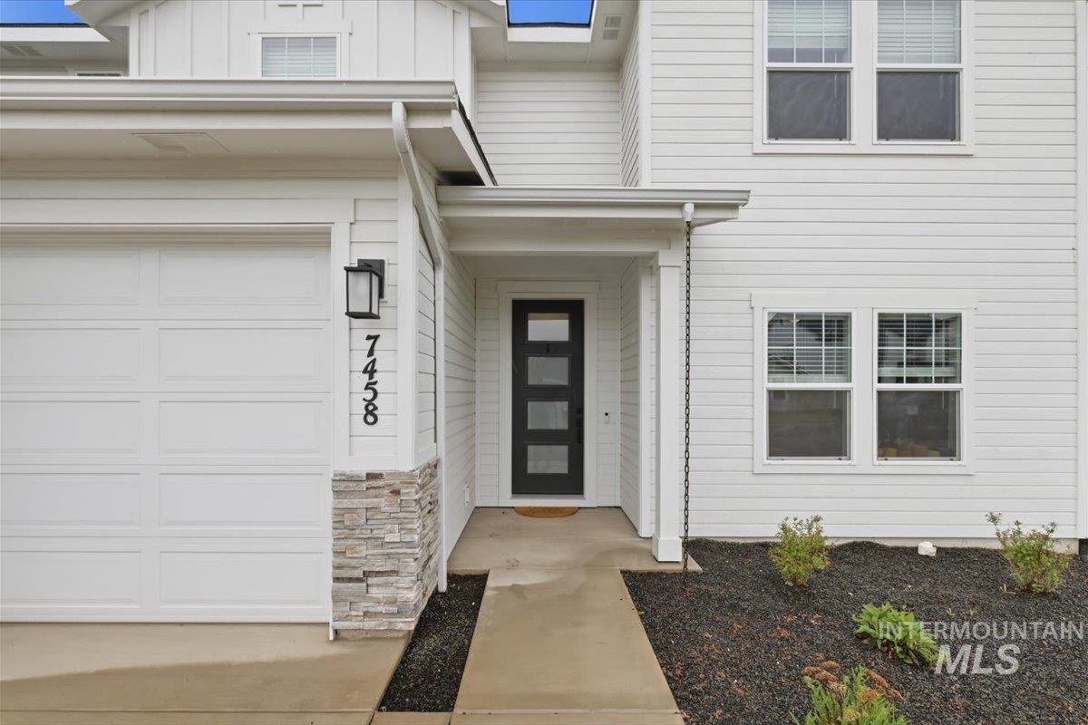 7458 E Edison St, Nampa, Idaho 83687, 4 Bedrooms, 3.5 Bathrooms, Residential For Sale, Price $619,000, 98983360