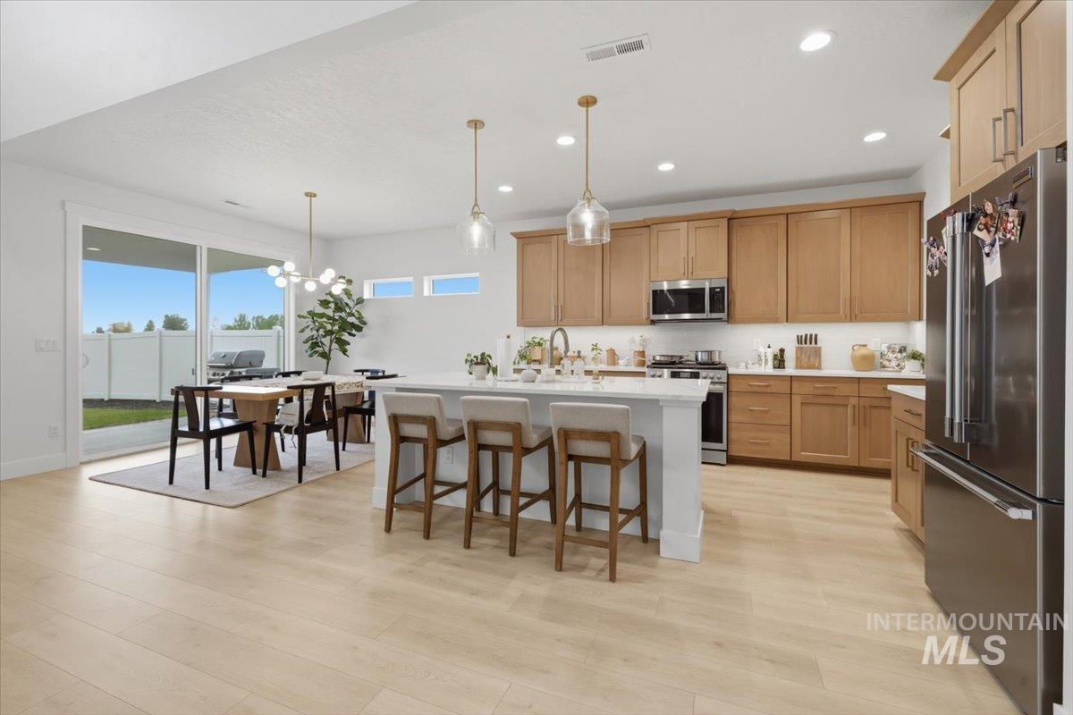 7458 E Edison St, Nampa, Idaho 83687, 4 Bedrooms, 3.5 Bathrooms, Residential For Sale, Price $619,000, 98983360