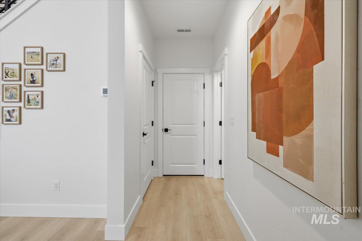 7458 E Edison St, Nampa, Idaho 83687, 4 Bedrooms, 3.5 Bathrooms, Residential For Sale, Price $619,000, 98983360