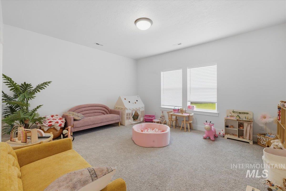 7458 E Edison St, Nampa, Idaho 83687, 4 Bedrooms, 3.5 Bathrooms, Residential For Sale, Price $619,000, 98983360