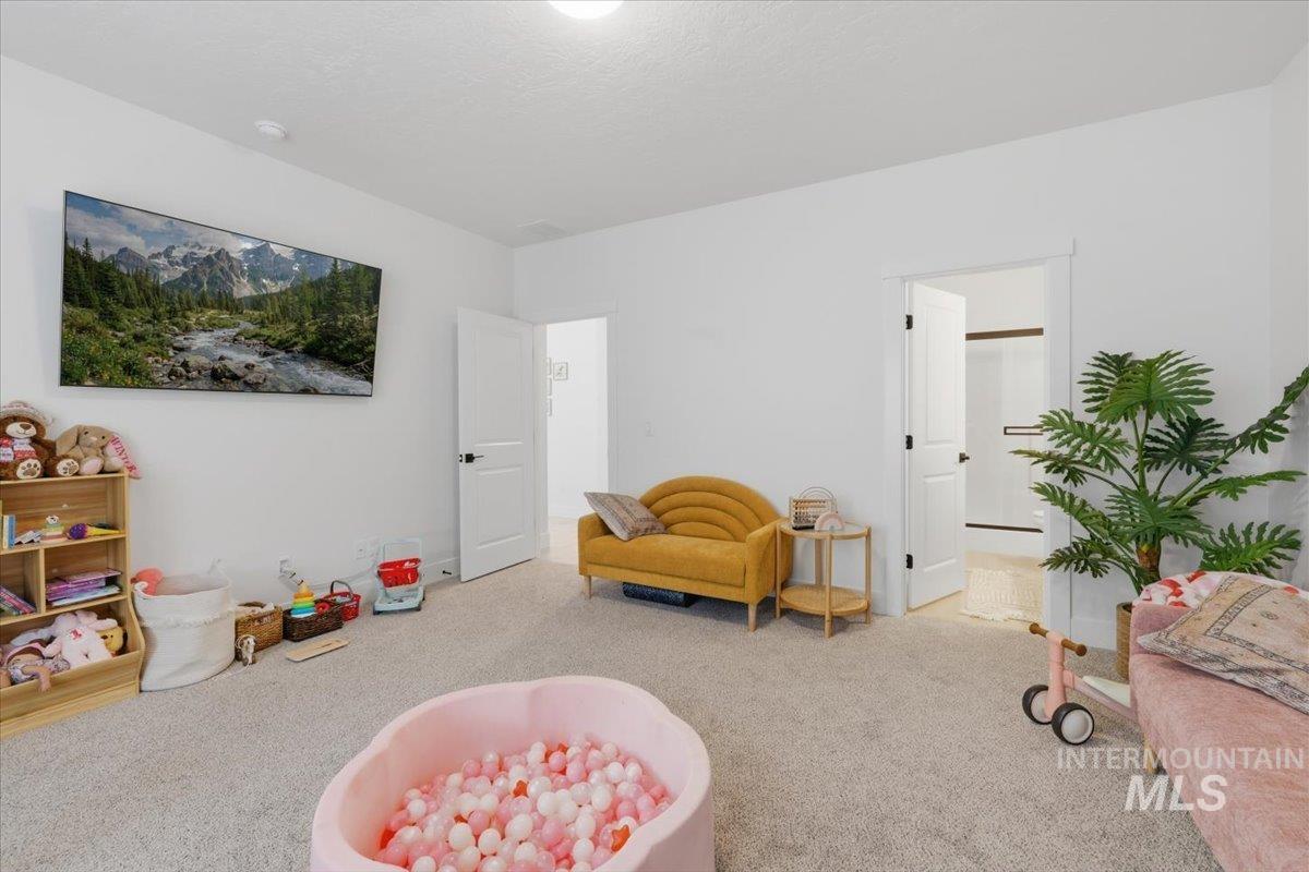 7458 E Edison St, Nampa, Idaho 83687, 4 Bedrooms, 3.5 Bathrooms, Residential For Sale, Price $619,000, 98983360