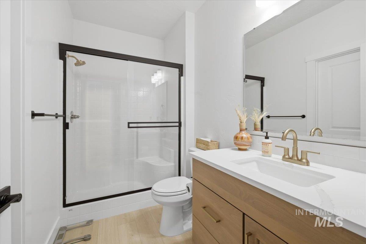 7458 E Edison St, Nampa, Idaho 83687, 4 Bedrooms, 3.5 Bathrooms, Residential For Sale, Price $619,000, 98983360