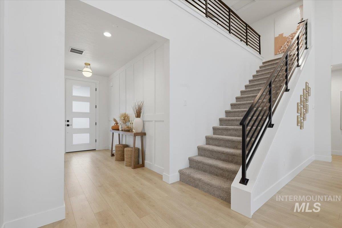 7458 E Edison St, Nampa, Idaho 83687, 4 Bedrooms, 3.5 Bathrooms, Residential For Sale, Price $619,000, 98983360