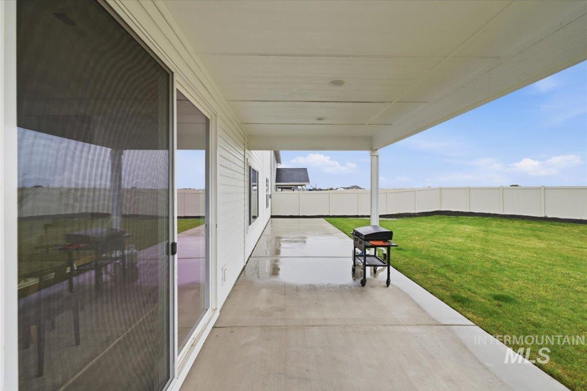 7458 E Edison St, Nampa, Idaho 83687, 4 Bedrooms, 3.5 Bathrooms, Residential For Sale, Price $619,000, 98983360