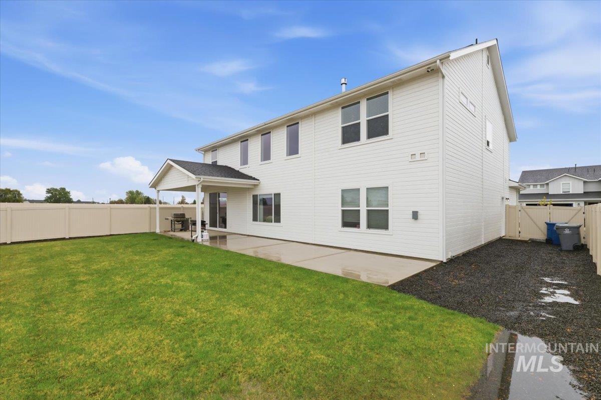 7458 E Edison St, Nampa, Idaho 83687, 4 Bedrooms, 3.5 Bathrooms, Residential For Sale, Price $619,000, 98983360