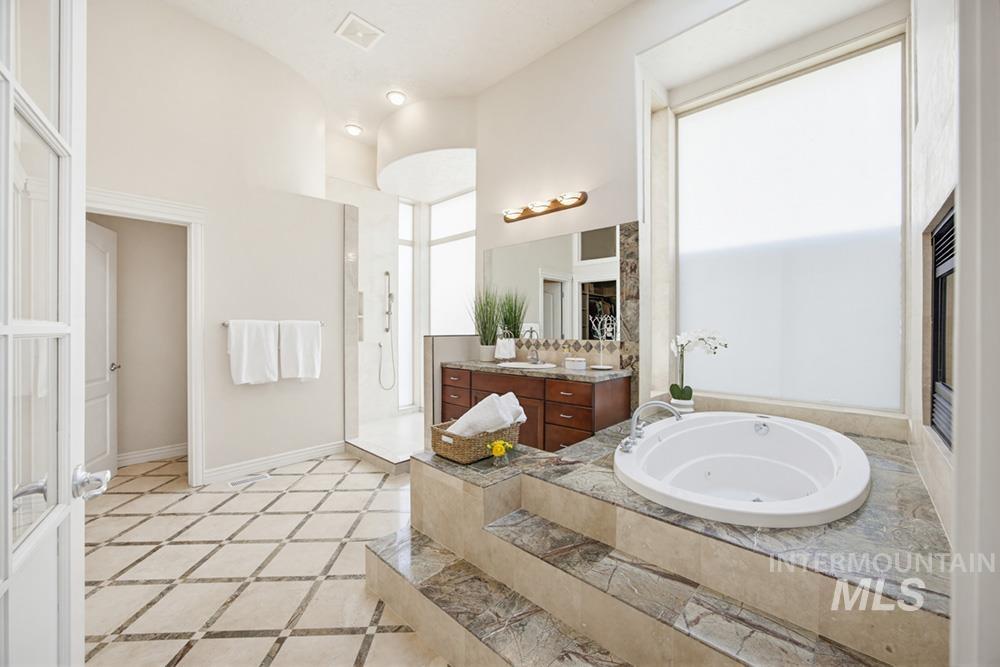 326 W River Trail Dr, Eagle, Idaho 83616, 3 Bedrooms, 2.5 Bathrooms, Residential For Sale, Price $1,050,000, 98983361