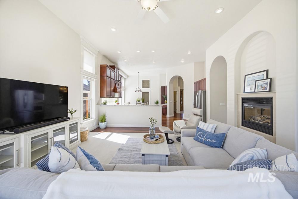 326 W River Trail Dr, Eagle, Idaho 83616, 3 Bedrooms, 2.5 Bathrooms, Residential For Sale, Price $1,050,000, 98983361