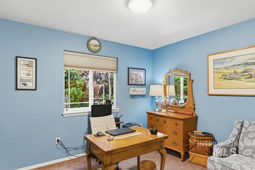 1420 Airway Ave, Lewiston, Idaho 83501, 4 Bedrooms, 2 Bathrooms, Residential For Sale, Price $435,000,MLS 98983363