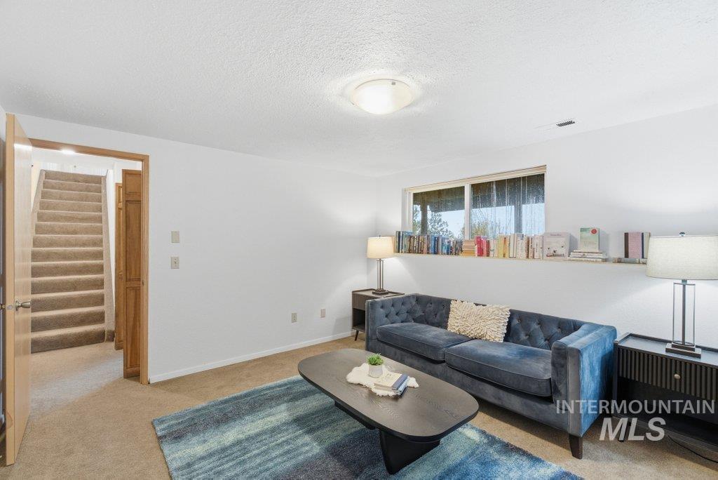 707 Hathaway St, Moscow, Idaho 83843, 4 Bedrooms, 3.5 Bathrooms, Residential For Sale, Price $525,000, 98983366