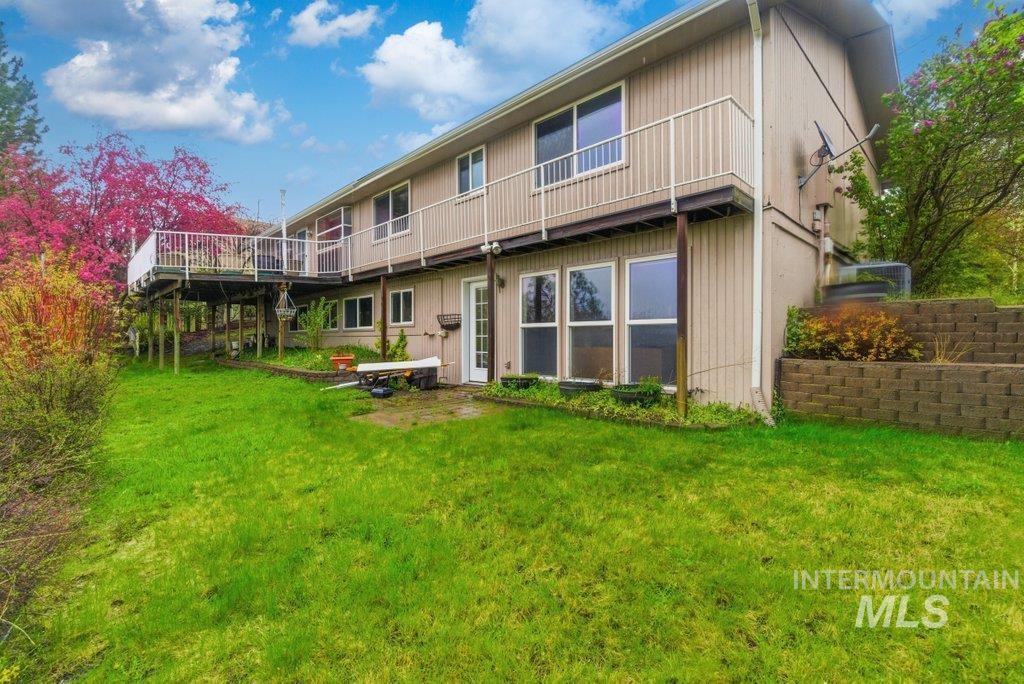 707 Hathaway St, Moscow, Idaho 83843, 4 Bedrooms, 3.5 Bathrooms, Residential For Sale, Price $525,000, 98983366