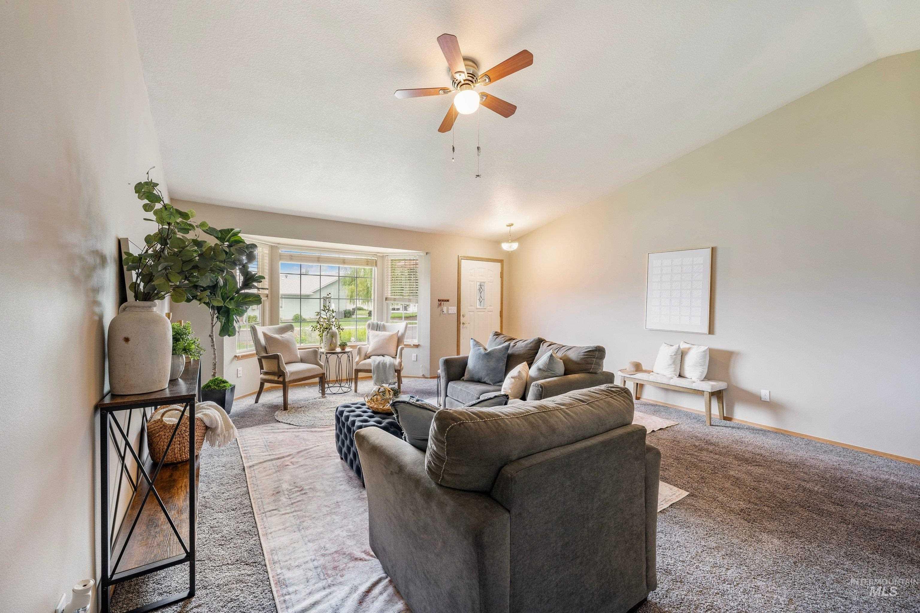 819 N Bristol Street, Nampa, Idaho 83651, 3 Bedrooms, 2 Bathrooms, Residential For Sale, Price $314,000,MLS 98983369