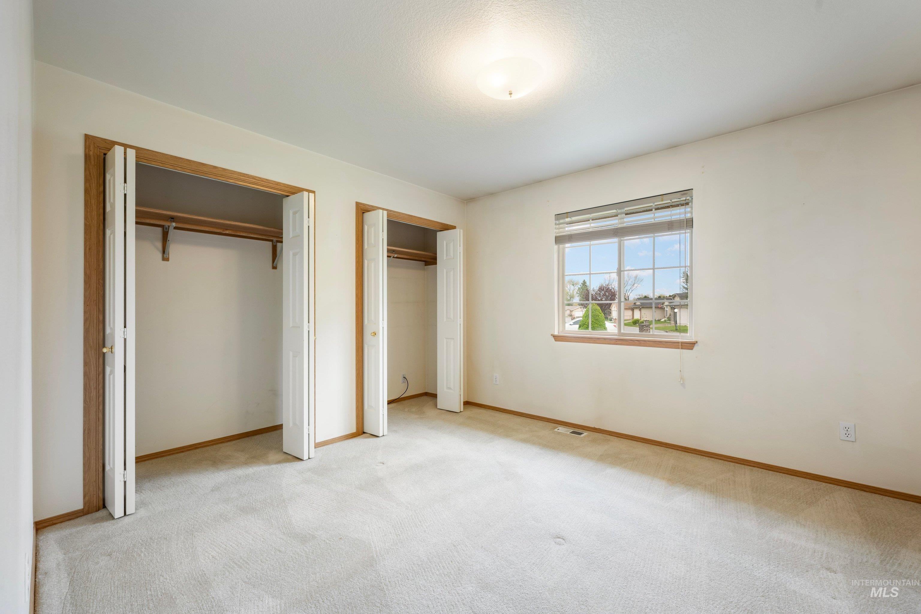 819 N Bristol Street, Nampa, Idaho 83651, 3 Bedrooms, 2 Bathrooms, Residential For Sale, Price $314,000,MLS 98983369