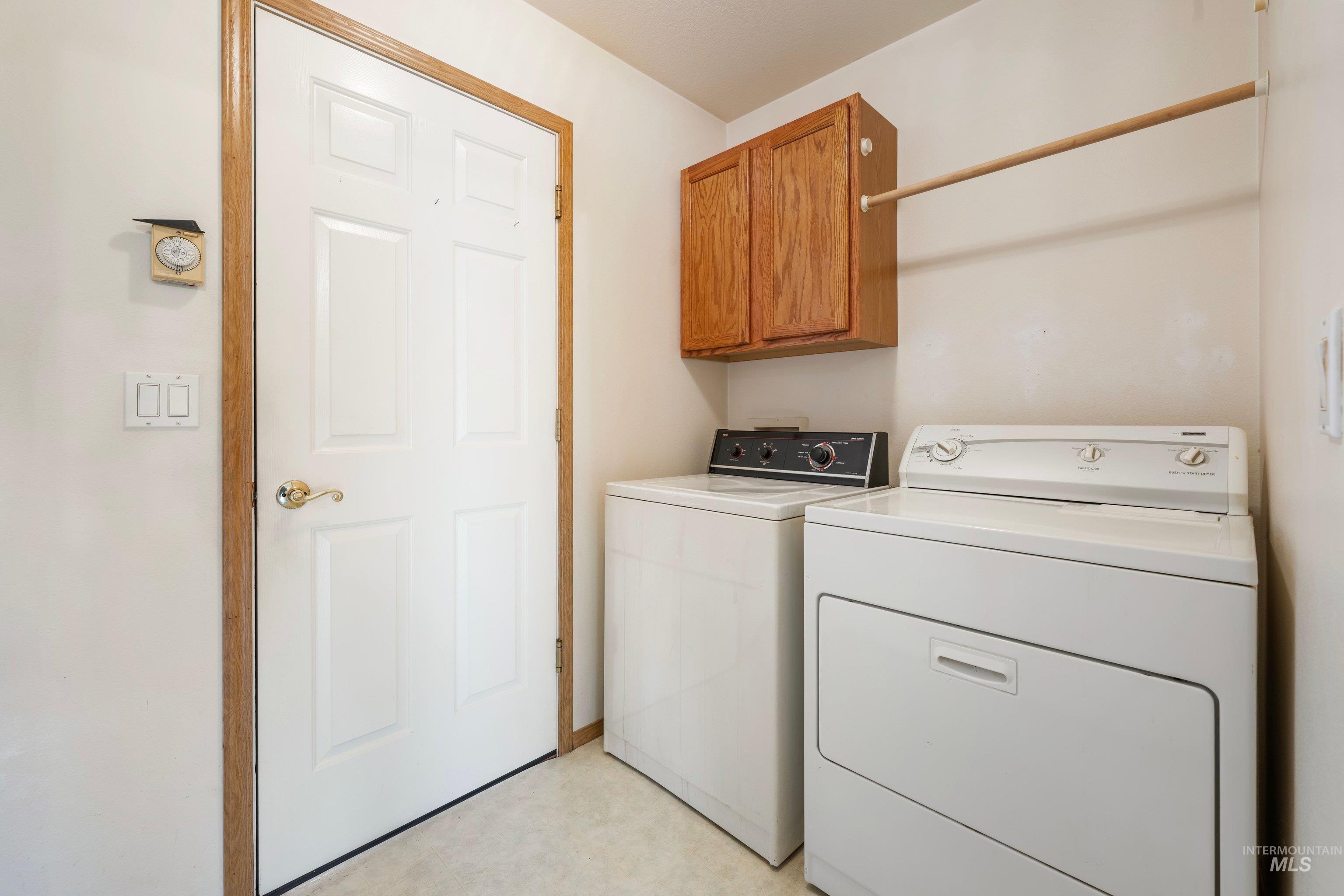 819 N Bristol Street, Nampa, Idaho 83651, 3 Bedrooms, 2 Bathrooms, Residential For Sale, Price $319,000,MLS 98983369