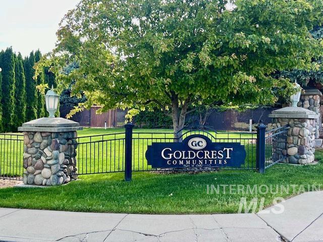 819 N Bristol Street, Nampa, Idaho 83651, 3 Bedrooms, 2 Bathrooms, Residential For Sale, Price $314,000,MLS 98983369