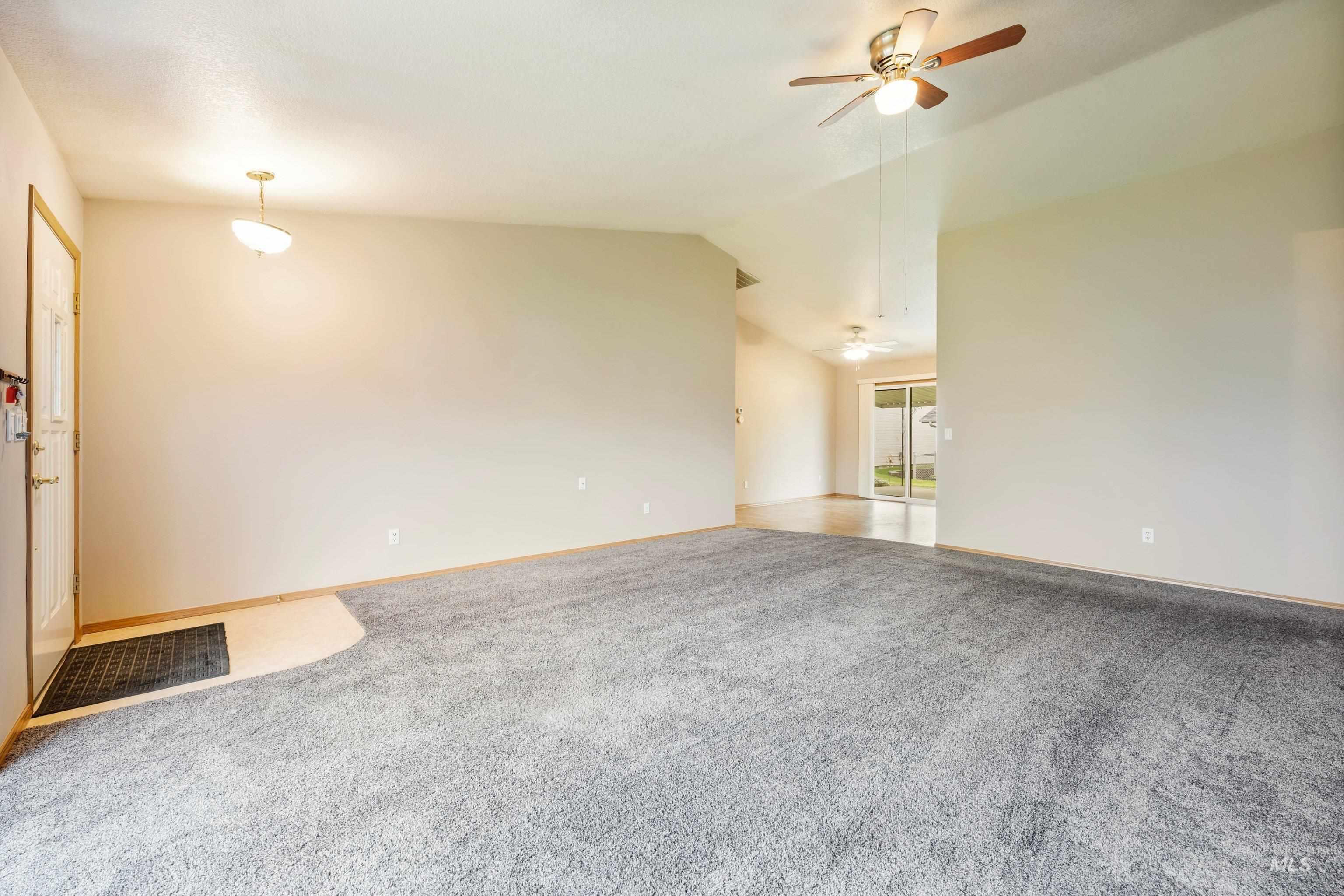 819 N Bristol Street, Nampa, Idaho 83651, 3 Bedrooms, 2 Bathrooms, Residential For Sale, Price $319,000,MLS 98983369