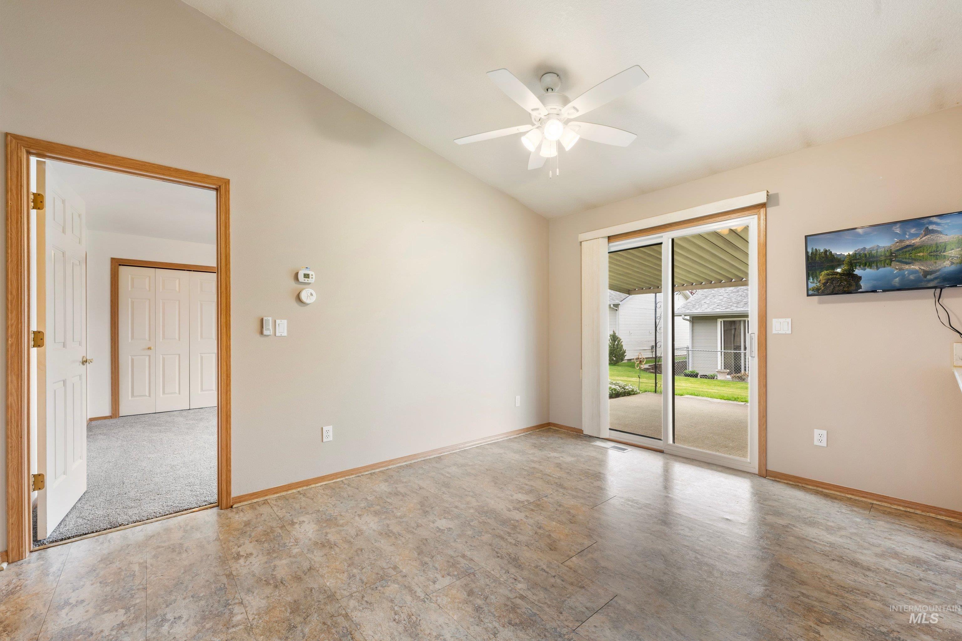 819 N Bristol Street, Nampa, Idaho 83651, 3 Bedrooms, 2 Bathrooms, Residential For Sale, Price $319,000,MLS 98983369