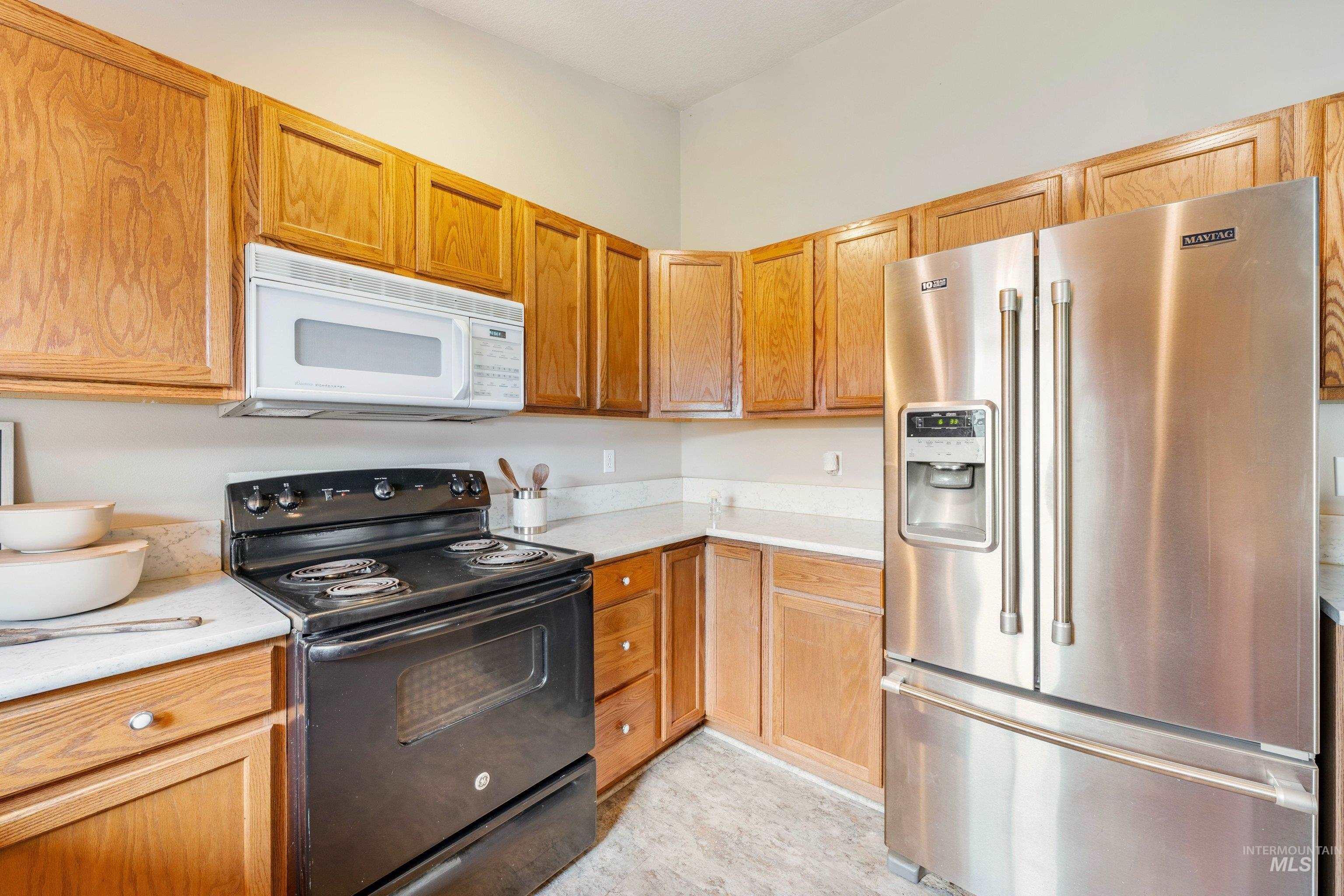 819 N Bristol Street, Nampa, Idaho 83651, 3 Bedrooms, 2 Bathrooms, Residential For Sale, Price $314,000,MLS 98983369