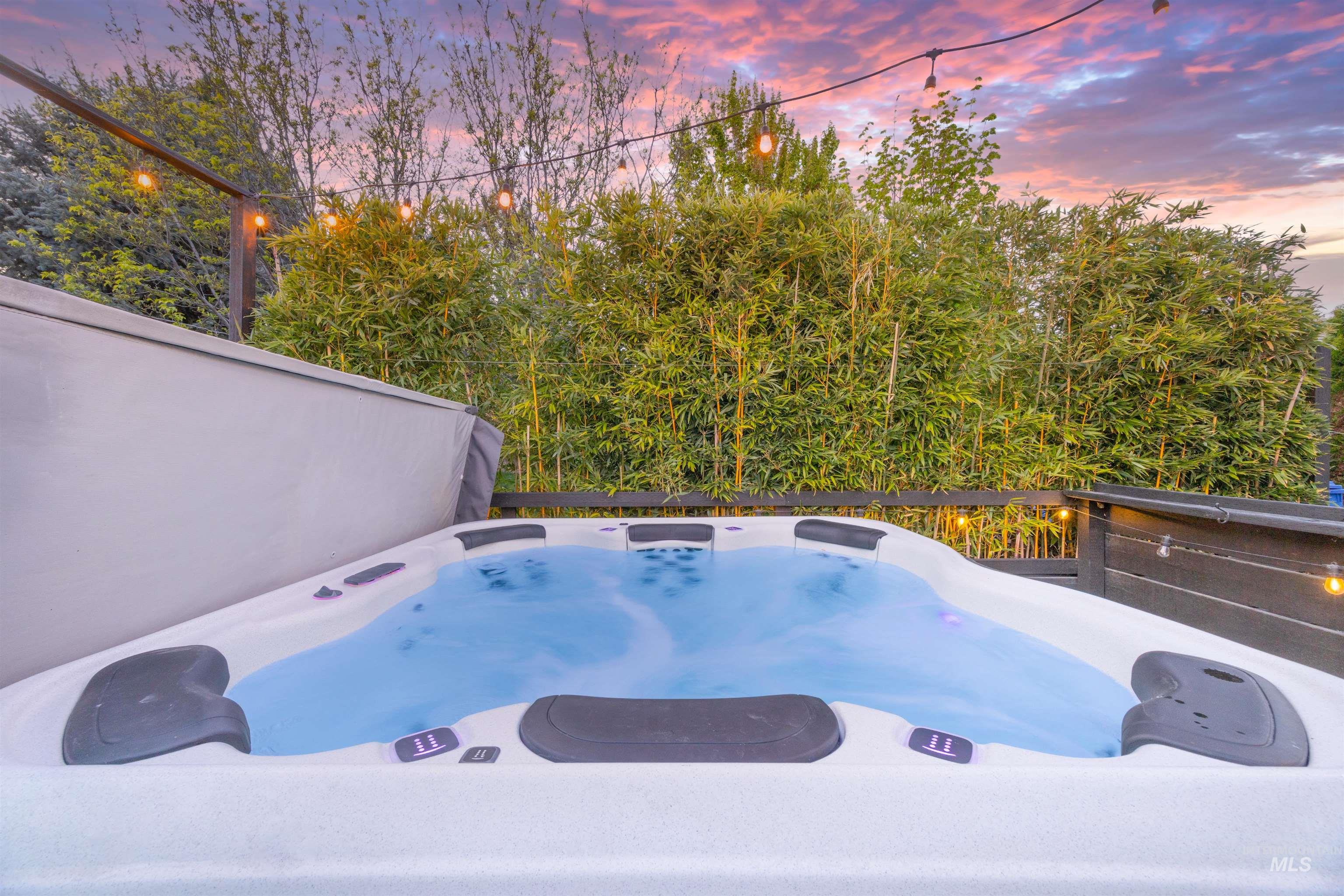 1789 N Monterossa Way, Eagle, Idaho 83616, 4 Bedrooms, 3 Bathrooms, Residential For Sale, Price $1,025,000,MLS 98983370
