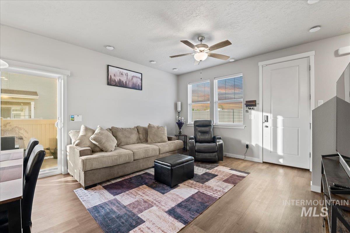 2316 E Spice Loop, Nampa, Idaho 83687, 2 Bedrooms, 2.5 Bathrooms, Residential For Sale, Price $305,000,MLS 98983373