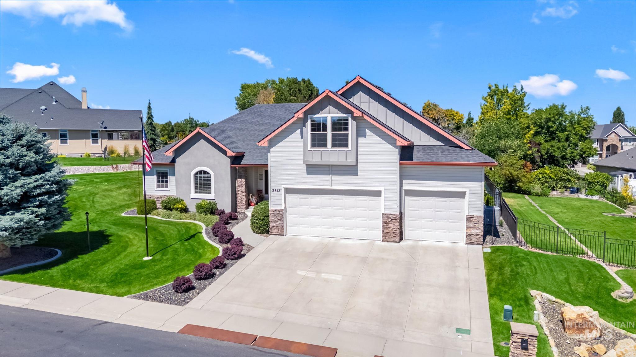 2813 S Bayhill Ct, Nampa, Idaho 83686, 3 Bedrooms, 3 Bathrooms, Residential For Sale, Price $647,770, 98983374