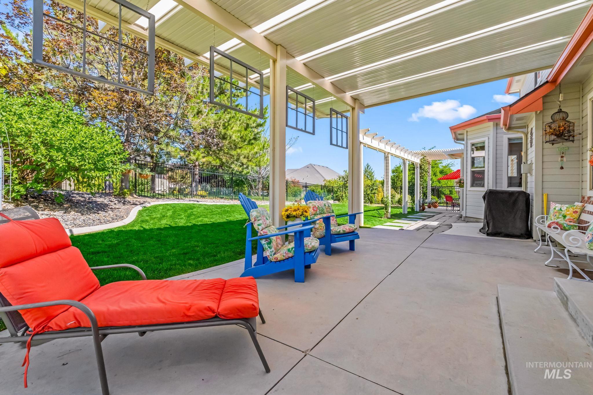 2813 S Bayhill Ct, Nampa, Idaho 83686, 3 Bedrooms, 3 Bathrooms, Residential For Sale, Price $647,770, 98983374