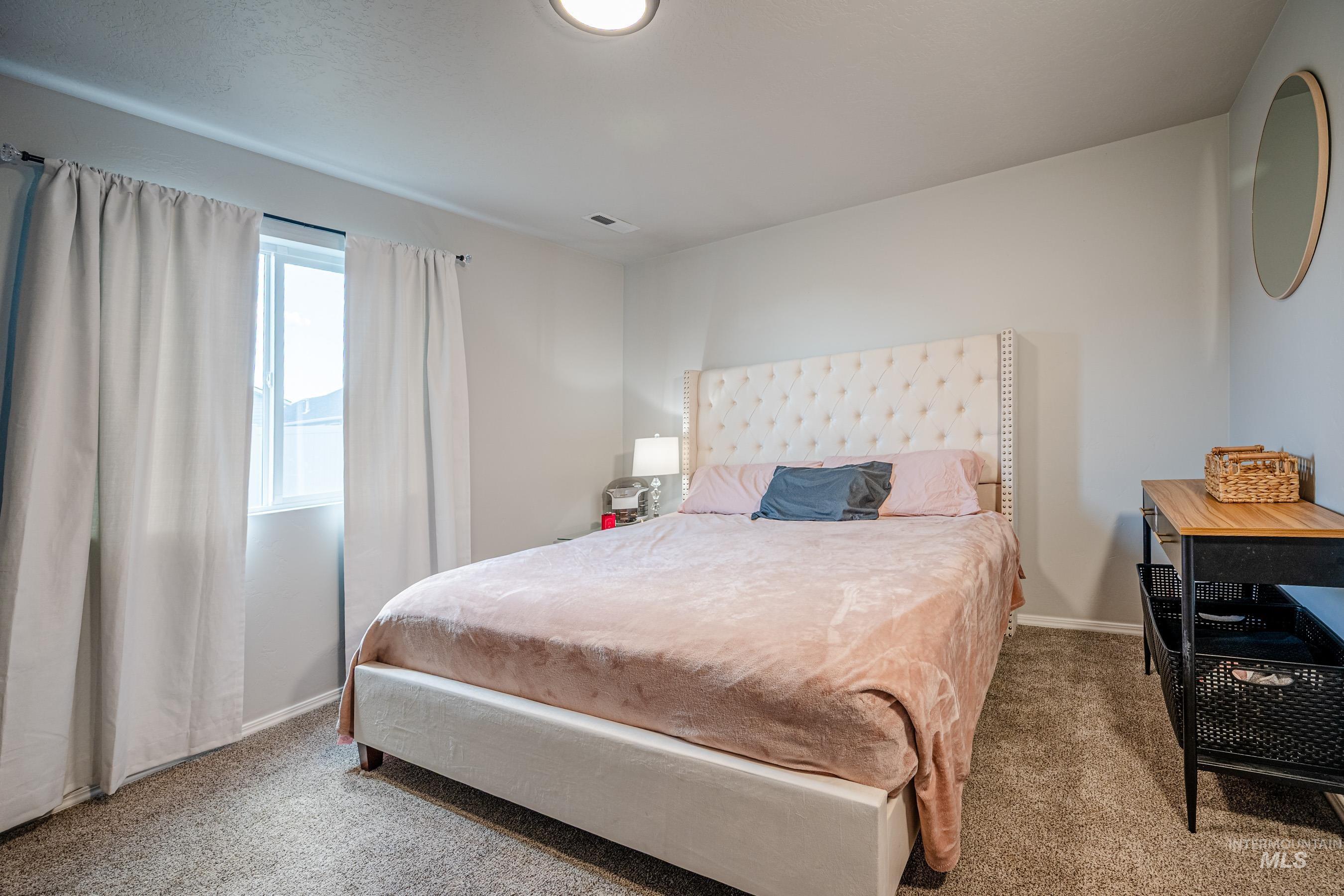 19641 Alleghenny Way, Caldwell, Idaho 83605, 3 Bedrooms, 2 Bathrooms, Residential For Sale, Price $355,000,MLS 98983375