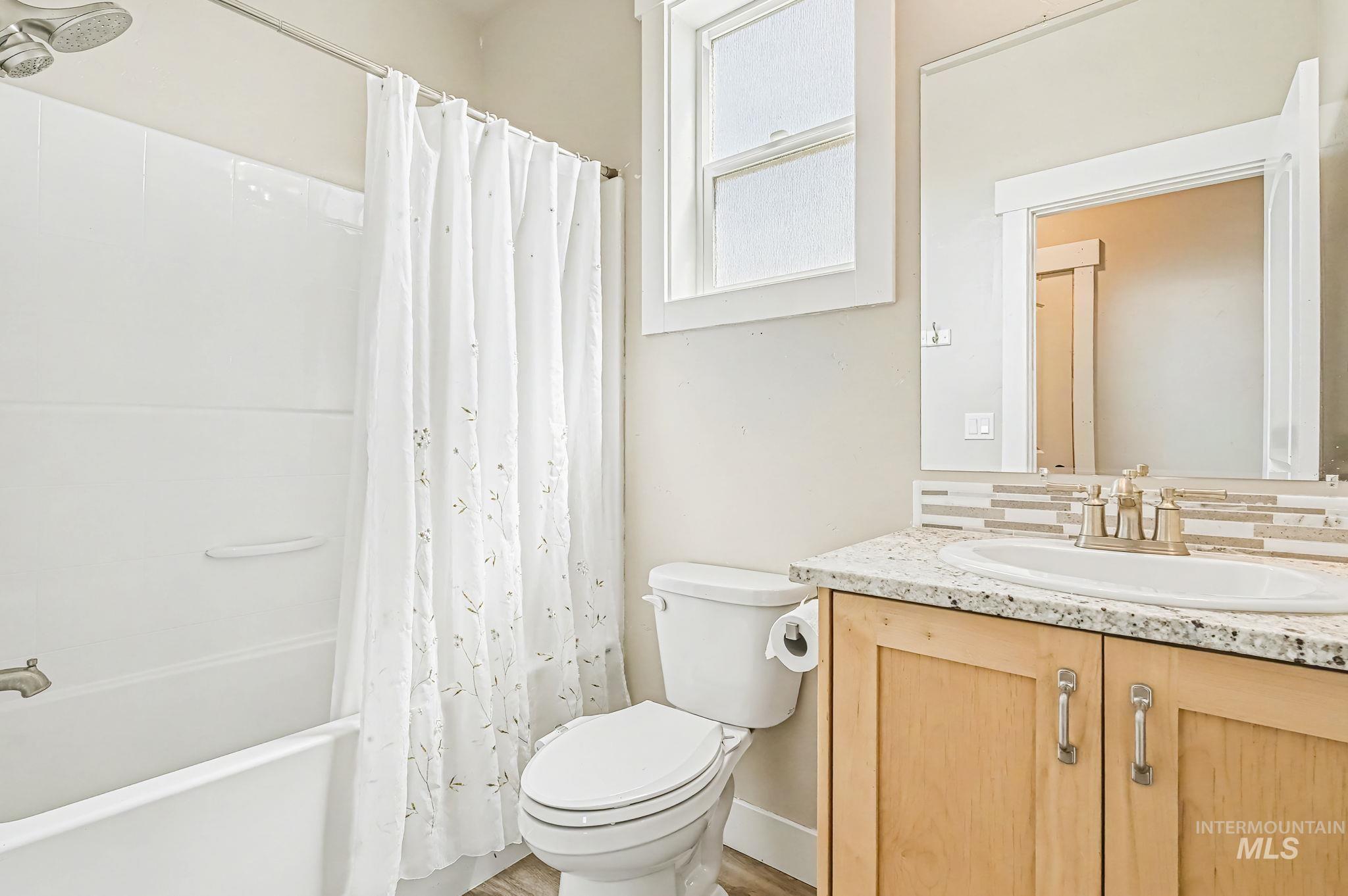 9531 Pump Rd., Nampa, Idaho 83686-9374, 5 Bedrooms, 4 Bathrooms, Residential For Sale, Price $999,900, 98983376