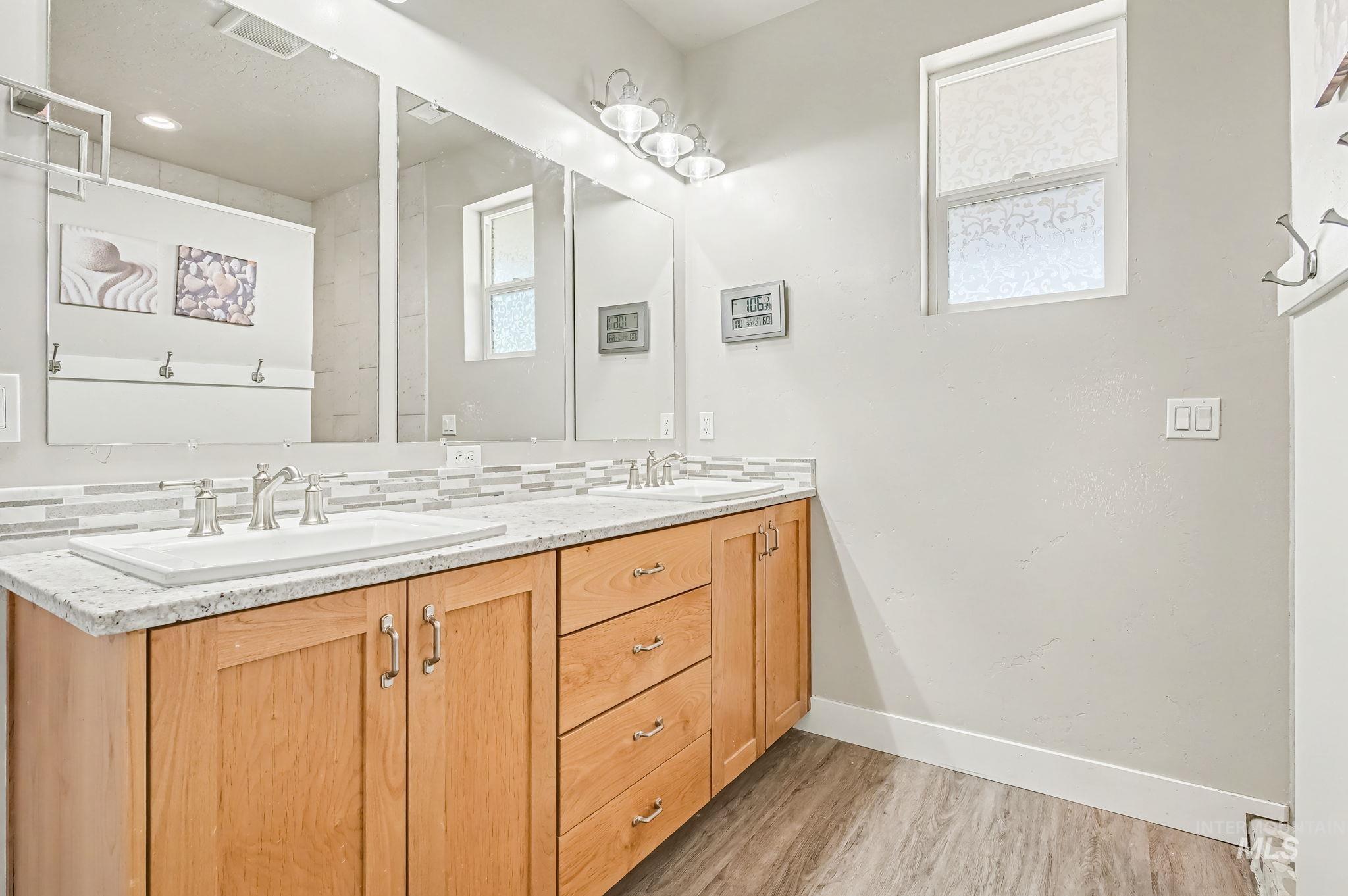 9531 Pump Rd., Nampa, Idaho 83686-9374, 5 Bedrooms, 4 Bathrooms, Residential For Sale, Price $999,900, 98983376