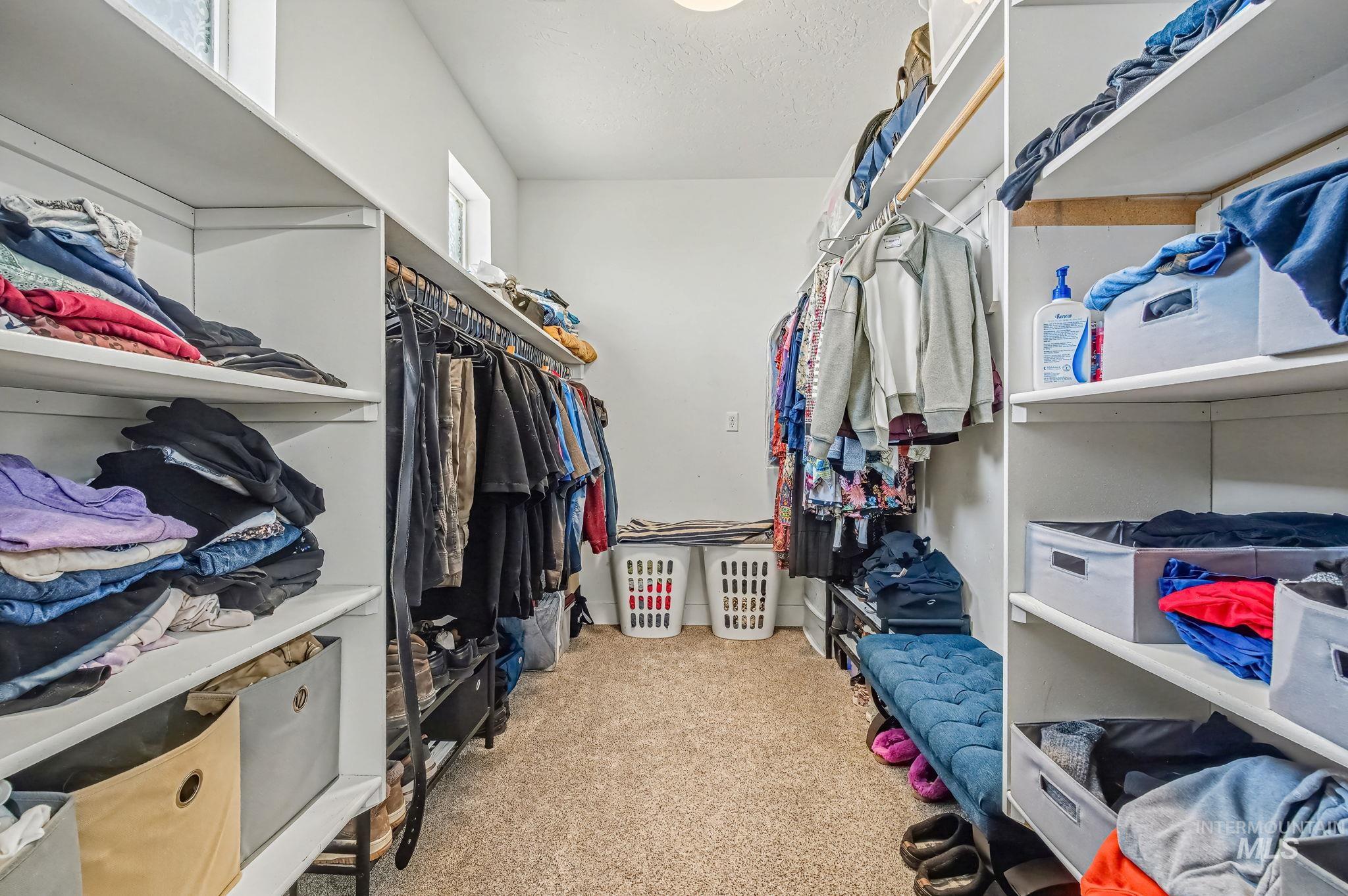 9531 Pump Rd., Nampa, Idaho 83686-9374, 5 Bedrooms, 4 Bathrooms, Residential For Sale, Price $999,900, 98983376