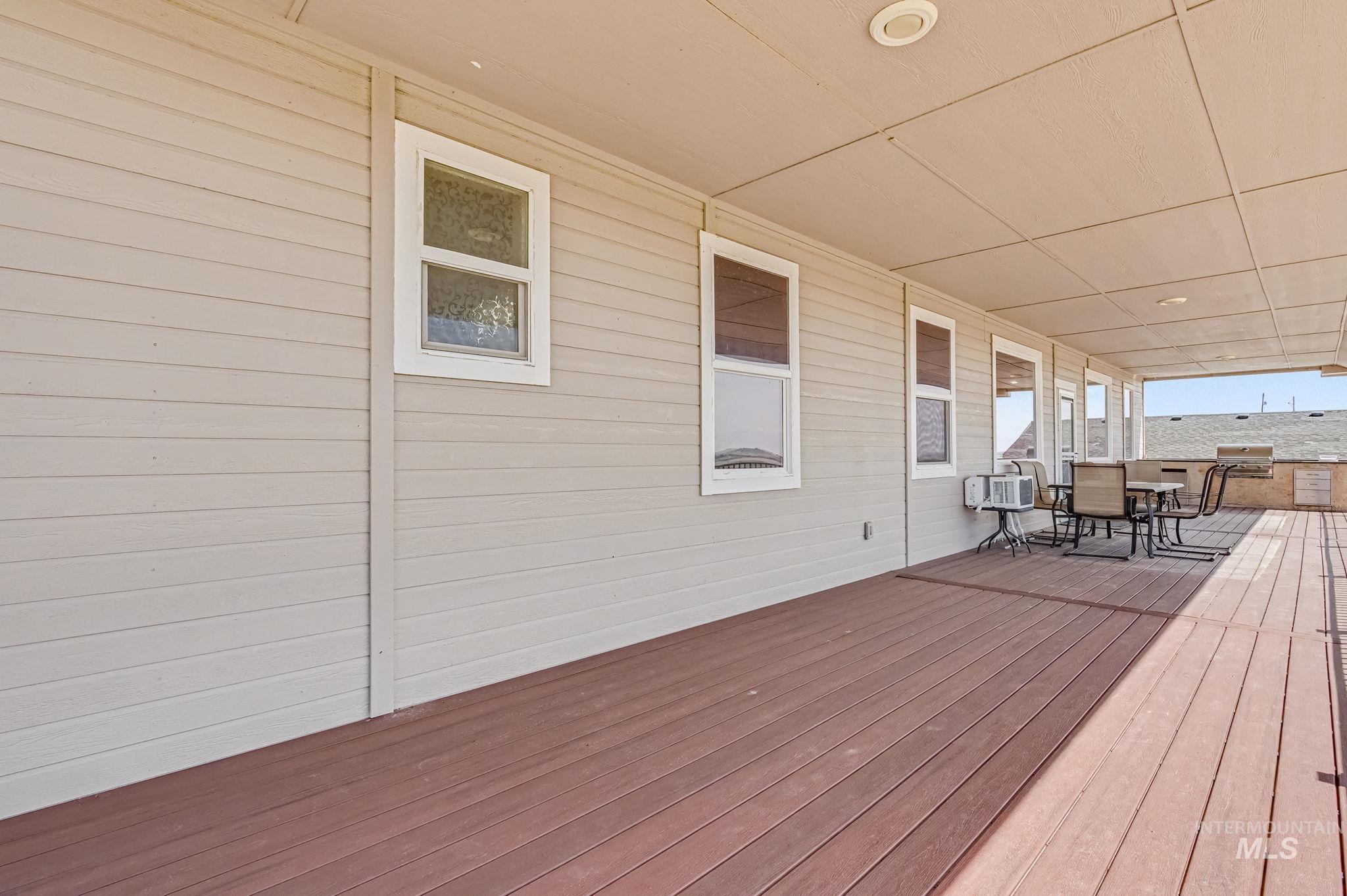 9531 Pump Rd., Nampa, Idaho 83686-9374, 5 Bedrooms, 4 Bathrooms, Residential For Sale, Price $999,900, 98983376