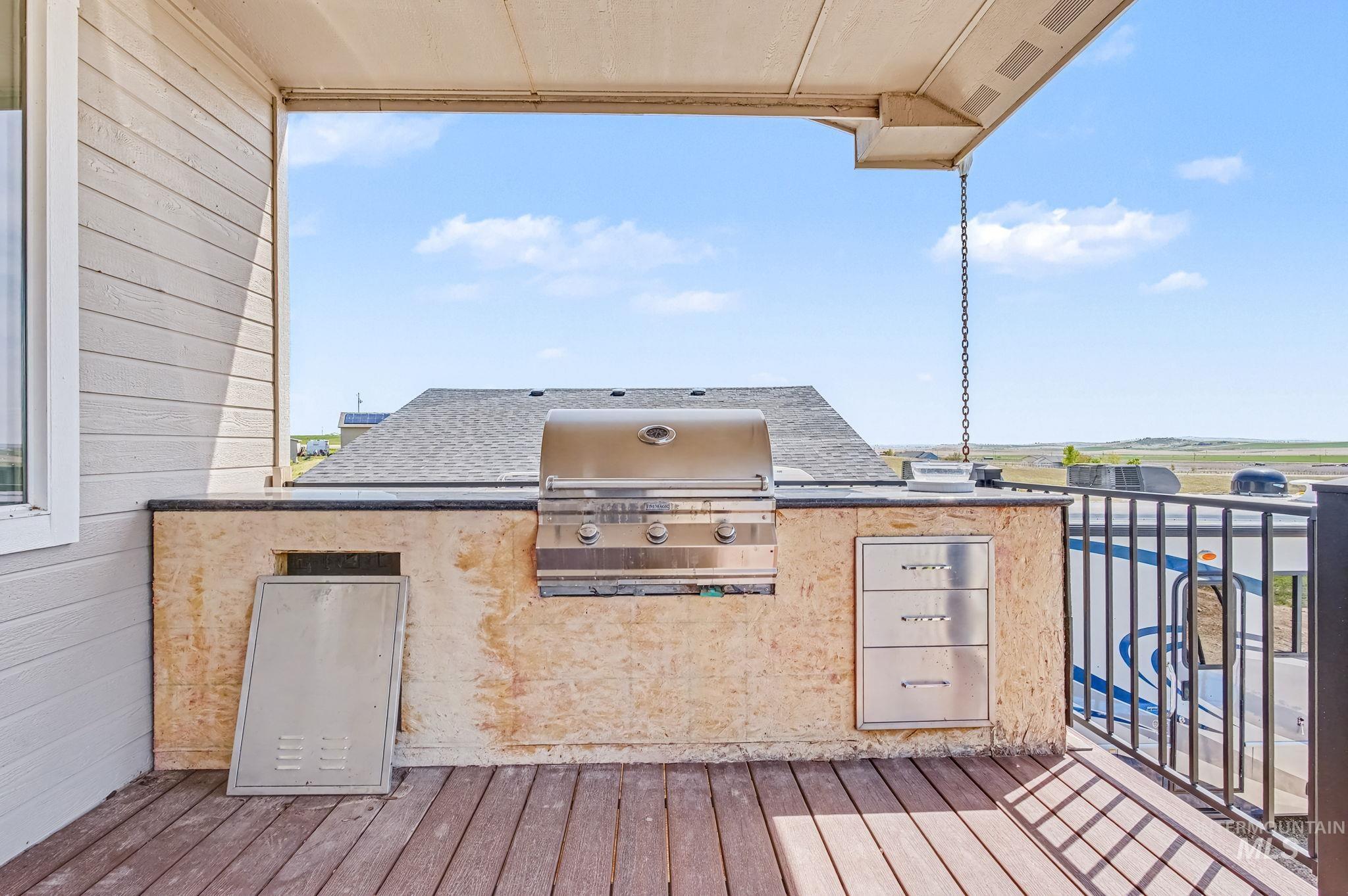 9531 Pump Rd., Nampa, Idaho 83686-9374, 5 Bedrooms, 4 Bathrooms, Residential For Sale, Price $999,900, 98983376