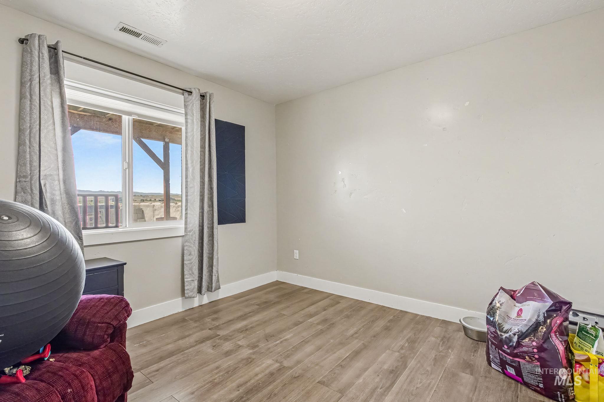 9531 Pump Rd., Nampa, Idaho 83686-9374, 5 Bedrooms, 4 Bathrooms, Residential For Sale, Price $999,900, 98983376