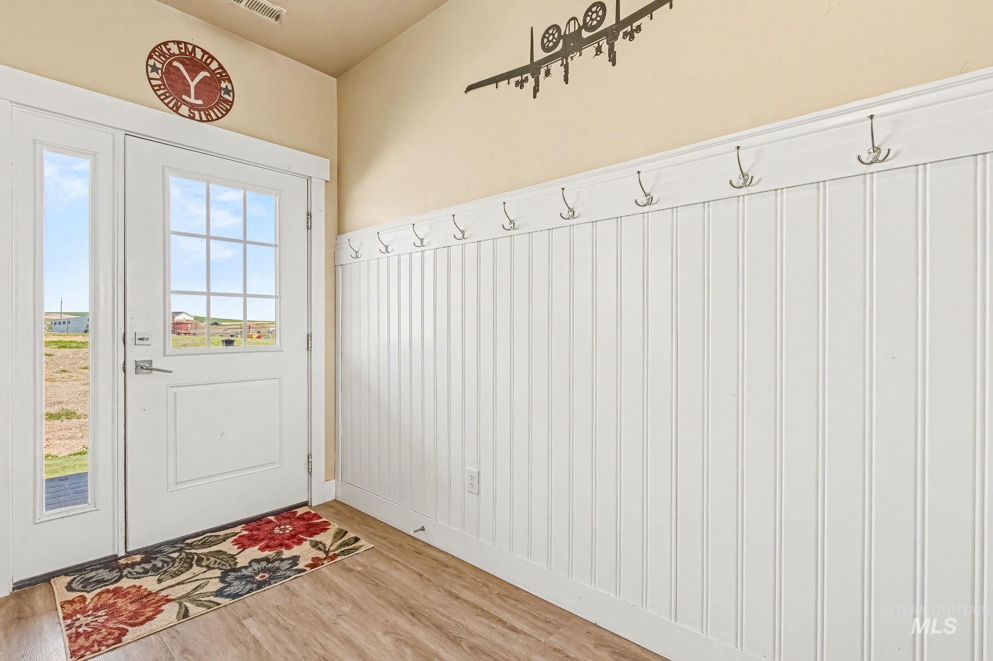 9531 Pump Rd., Nampa, Idaho 83686-9374, 5 Bedrooms, 4 Bathrooms, Residential For Sale, Price $999,900, 98983376