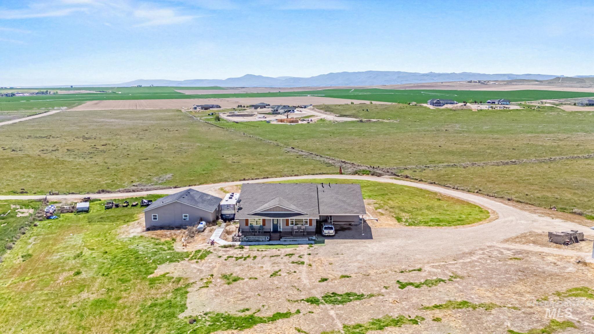 9531 Pump Rd., Nampa, Idaho 83686-9374, 5 Bedrooms, 4 Bathrooms, Residential For Sale, Price $999,900, 98983376