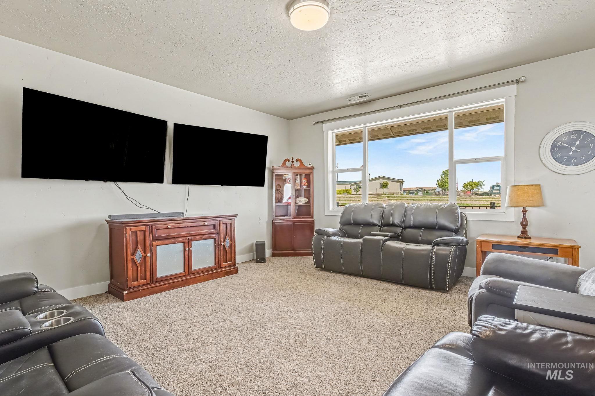 9531 Pump Rd., Nampa, Idaho 83686-9374, 5 Bedrooms, 4 Bathrooms, Residential For Sale, Price $999,900, 98983376