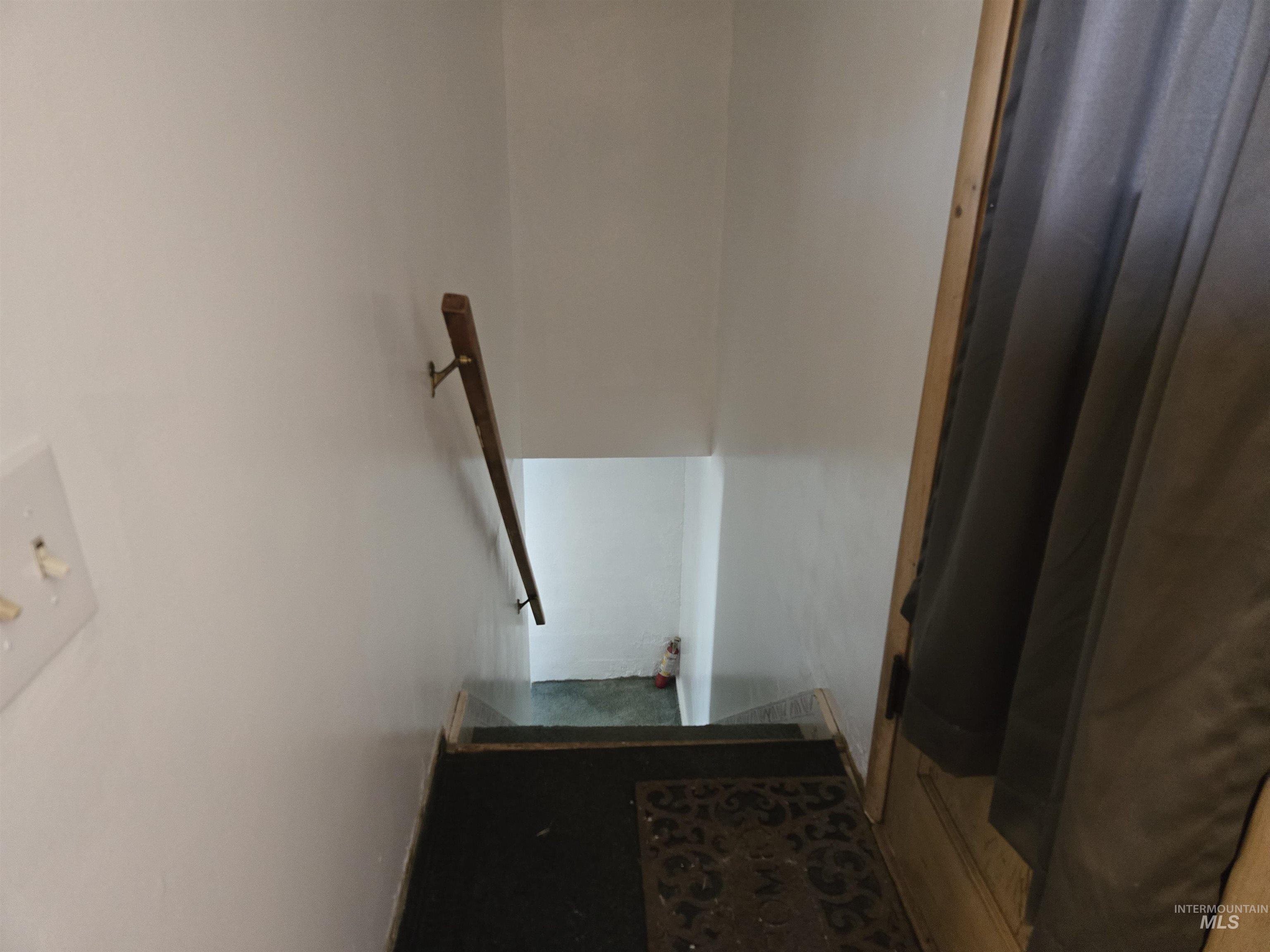 106 N Galena St, Council, Idaho 83612, 2 Bedrooms, 1.5 Bathrooms, Residential For Sale, Price $275,000,MLS 98983377