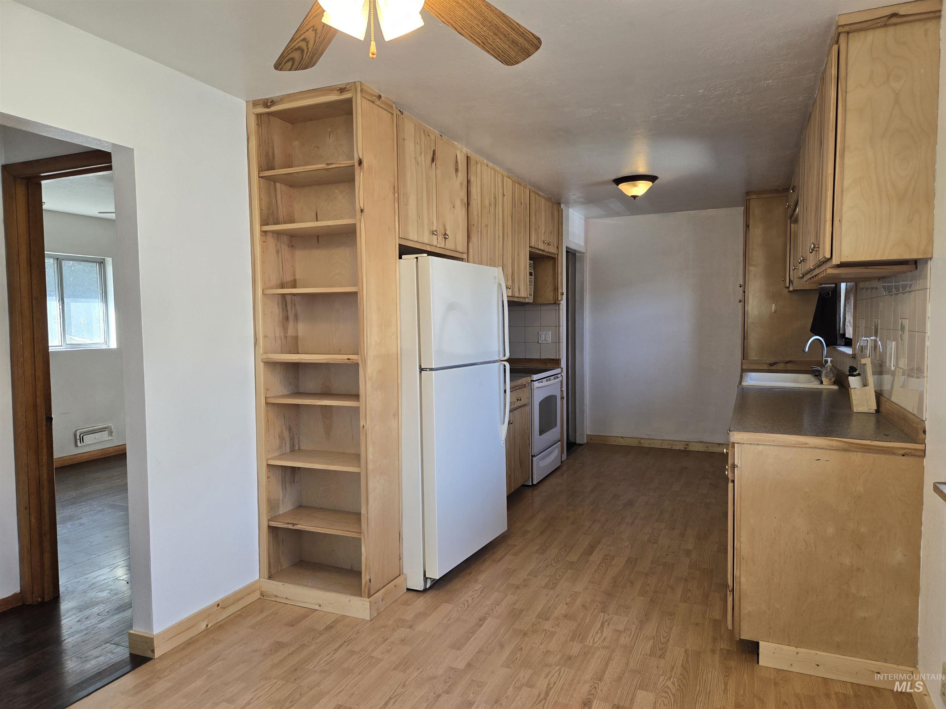 106 N Galena St, Council, Idaho 83612, 2 Bedrooms, 1.5 Bathrooms, Residential For Sale, Price $275,000,MLS 98983377