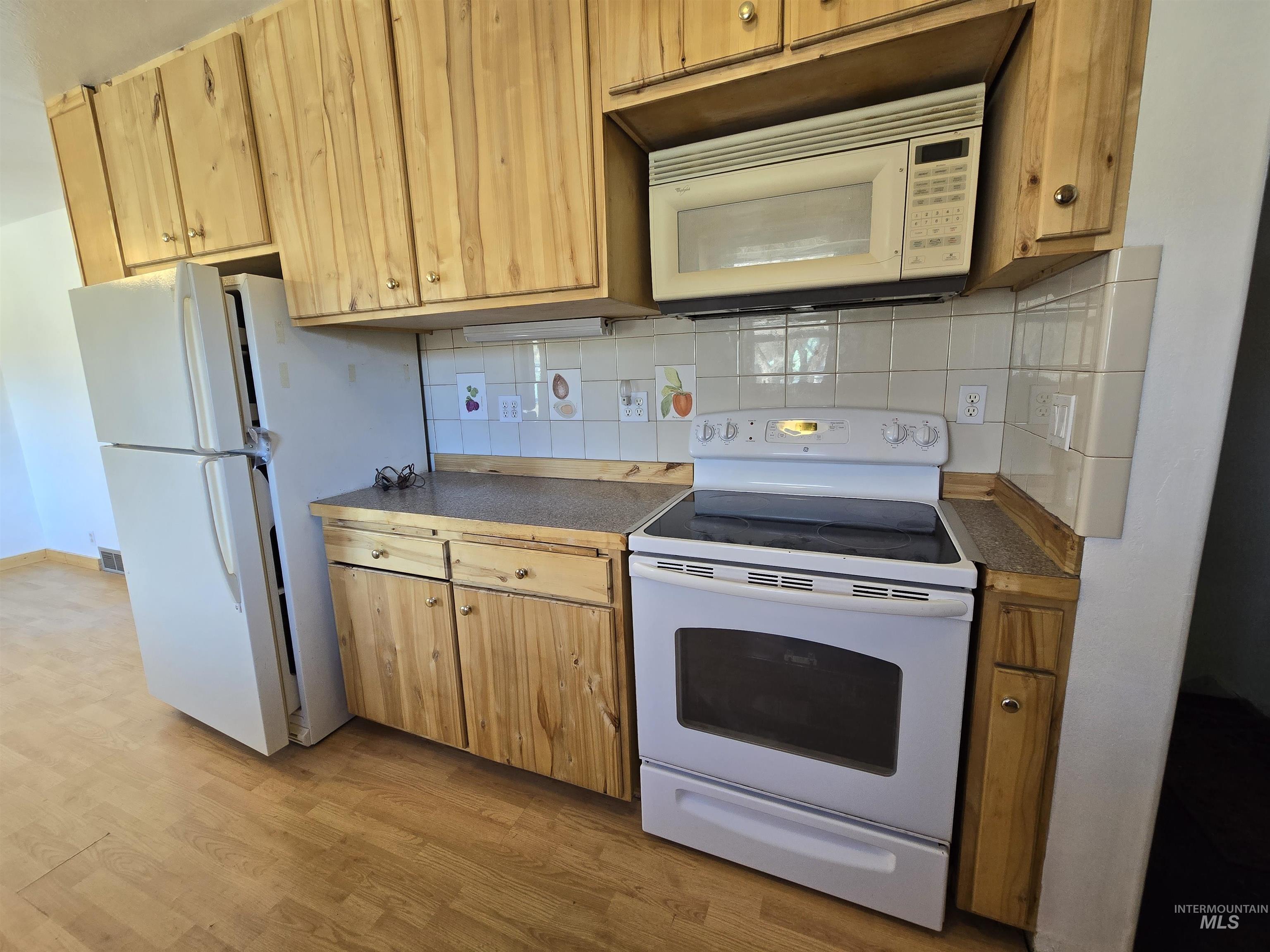 106 N Galena St, Council, Idaho 83612, 2 Bedrooms, 1.5 Bathrooms, Residential For Sale, Price $275,000,MLS 98983377