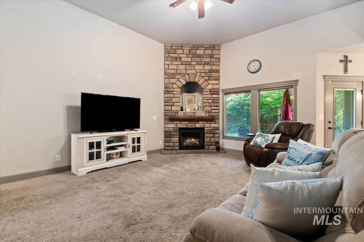 715 E Joshua Tree Dr, Meridian, Idaho 83646, 4 Bedrooms, 3 Bathrooms, Residential For Sale, Price $692,990, 98983380