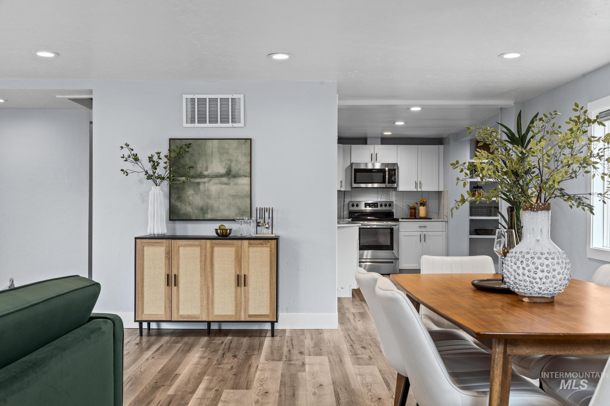 2043 S Leadville, Boise, Idaho 83706, 3 Bedrooms, 1 Bathroom, Residential For Sale, Price $474,900, 98983383