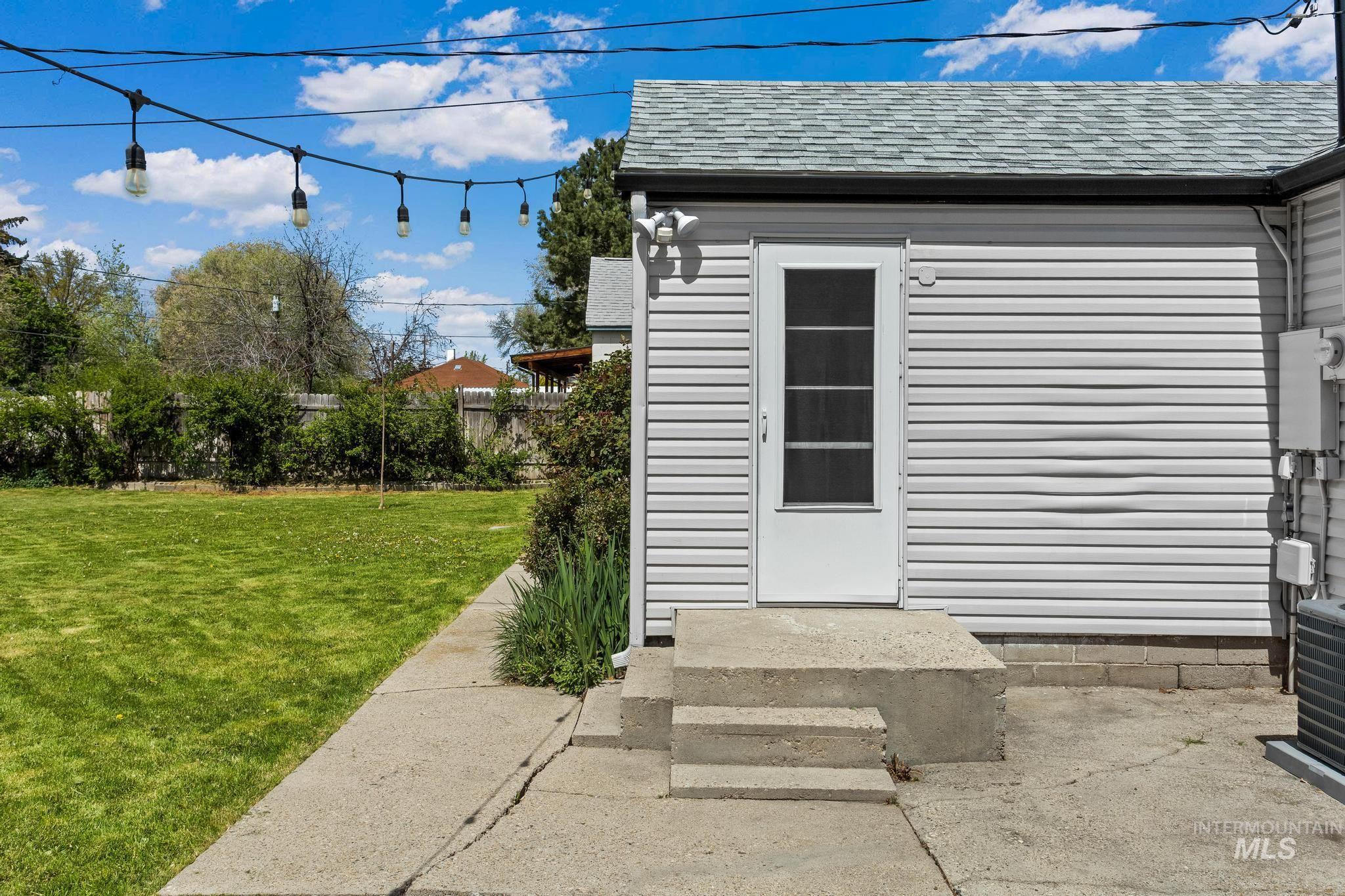 2043 S Leadville, Boise, Idaho 83706, 3 Bedrooms, 1 Bathroom, Residential For Sale, Price $474,900, 98983383