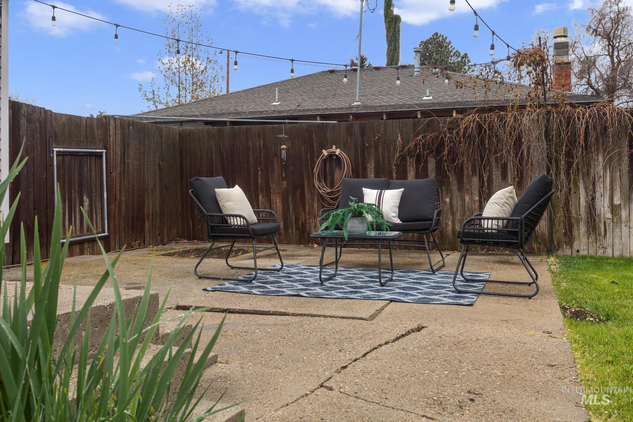 2043 S Leadville, Boise, Idaho 83706, 3 Bedrooms, 1 Bathroom, Residential For Sale, Price $474,900, 98983383