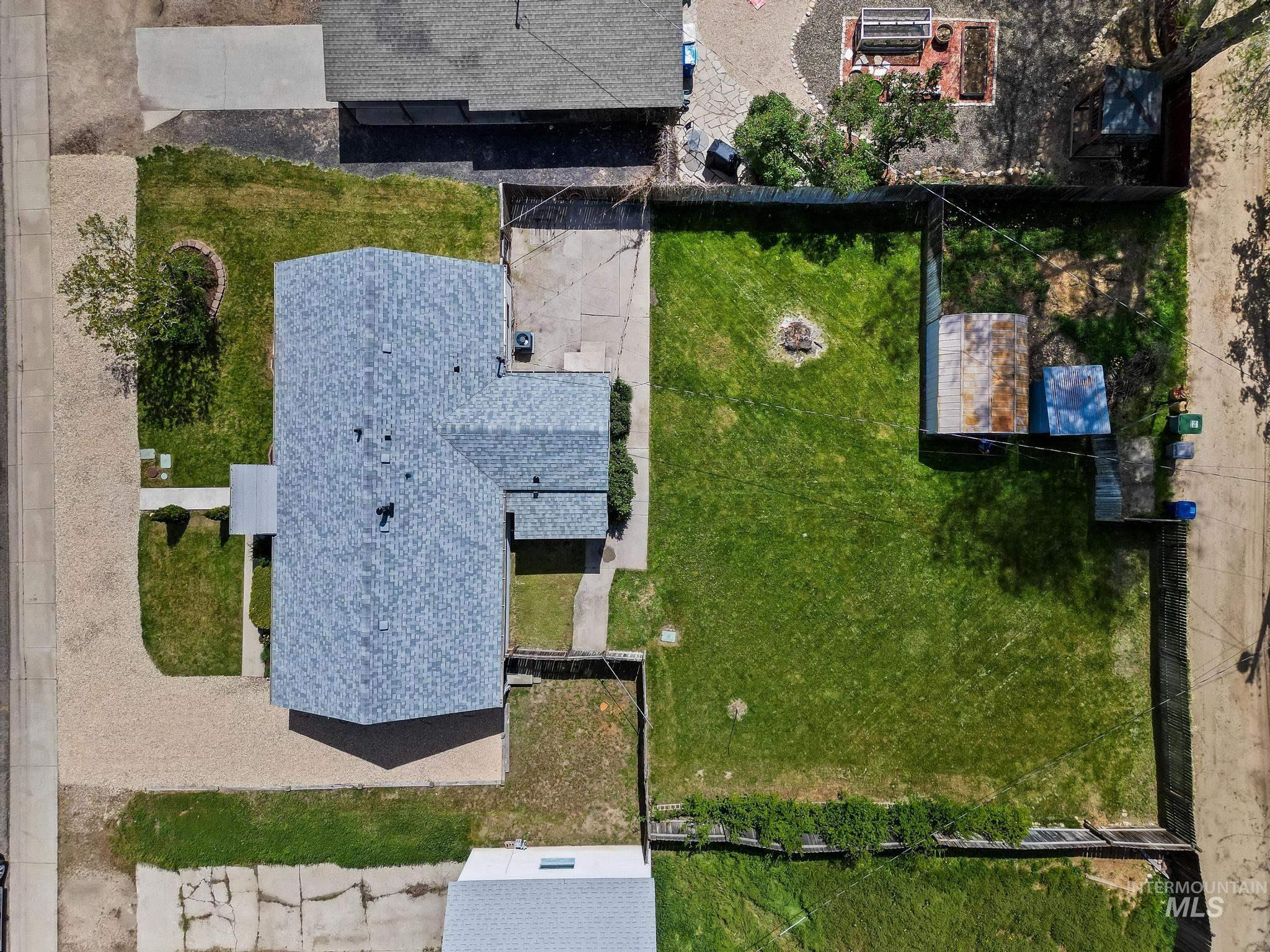 2043 S Leadville, Boise, Idaho 83706, 3 Bedrooms, 1 Bathroom, Residential For Sale, Price $474,900, 98983383