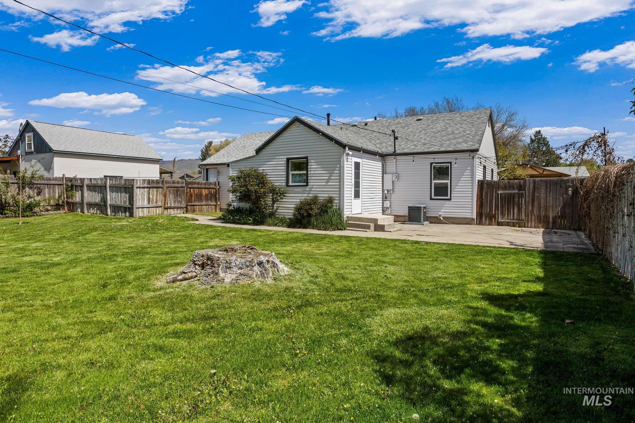 2043 S Leadville, Boise, Idaho 83706, 3 Bedrooms, 1 Bathroom, Residential For Sale, Price $474,900, 98983383