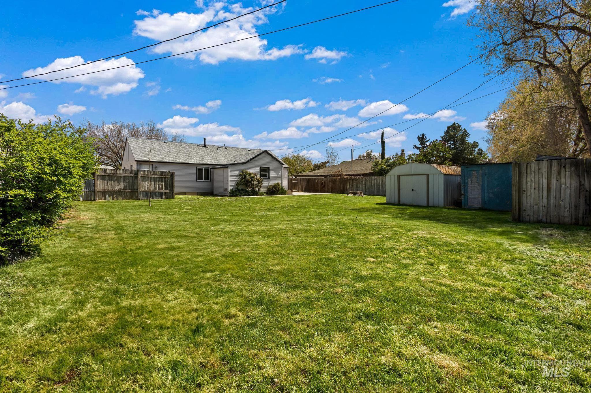 2043 S Leadville, Boise, Idaho 83706, 3 Bedrooms, 1 Bathroom, Residential For Sale, Price $474,900, 98983383