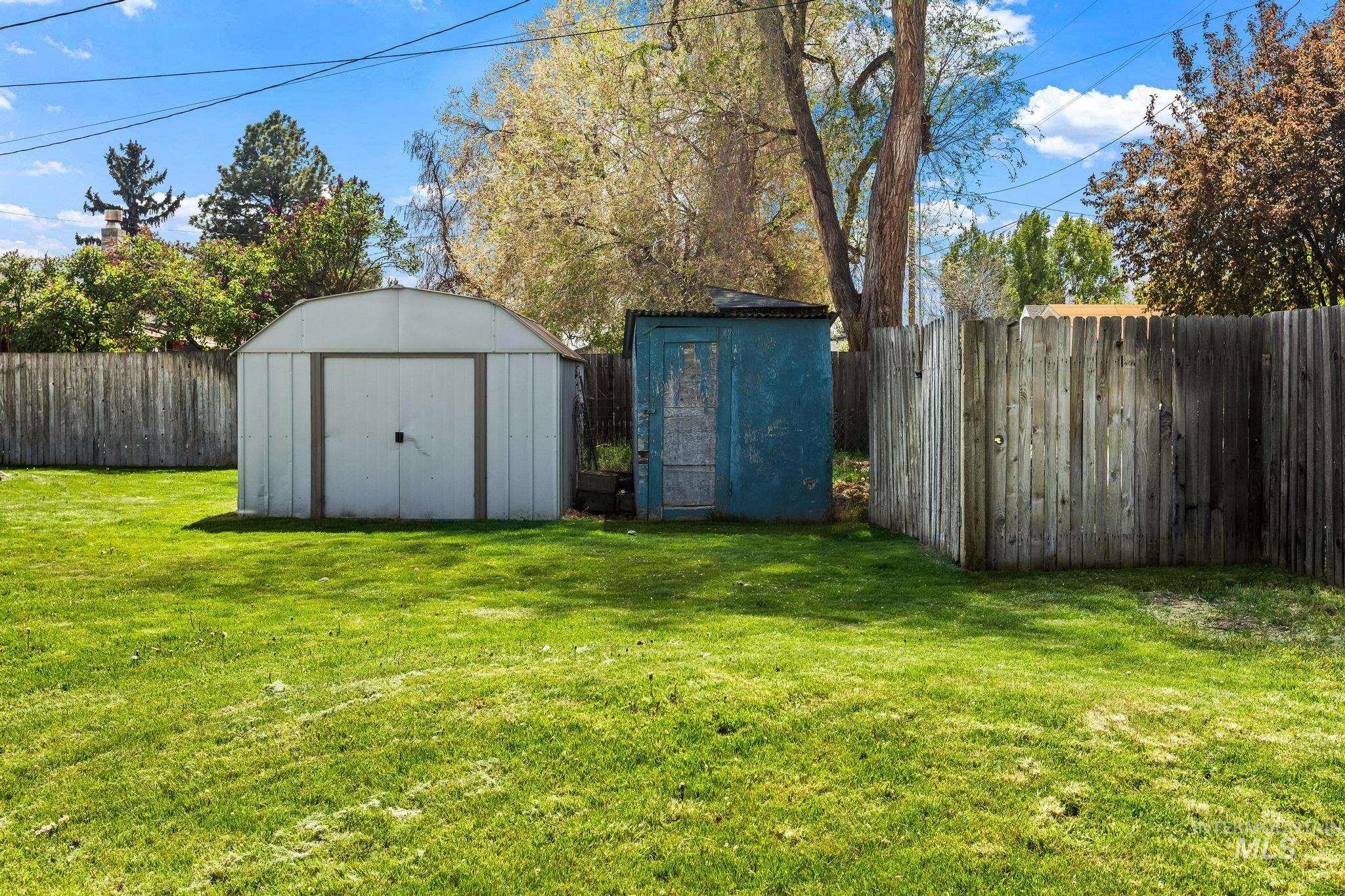 2043 S Leadville, Boise, Idaho 83706, 3 Bedrooms, 1 Bathroom, Residential For Sale, Price $474,900, 98983383