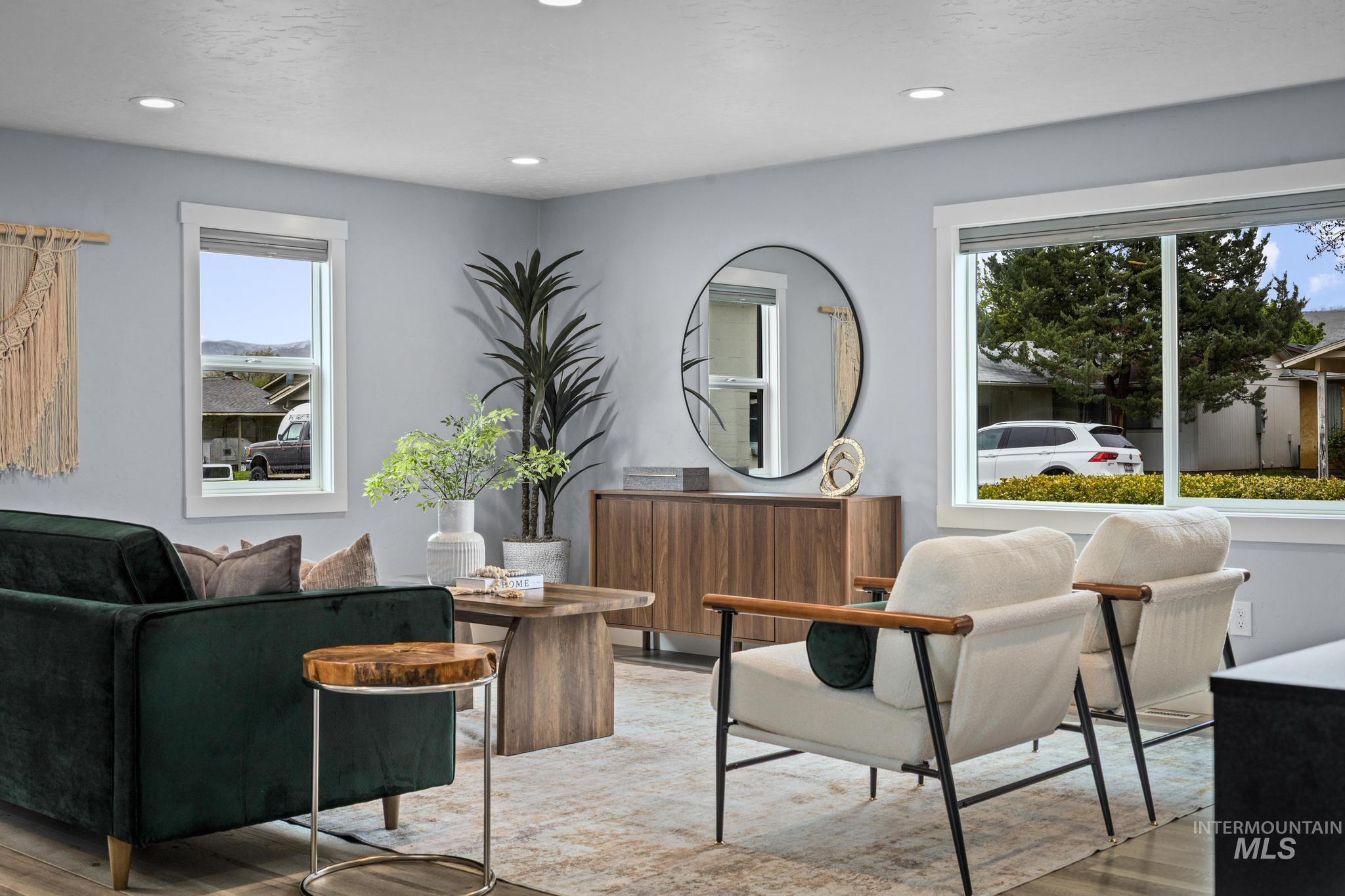 2043 S Leadville, Boise, Idaho 83706, 3 Bedrooms, 1 Bathroom, Residential For Sale, Price $474,900, 98983383