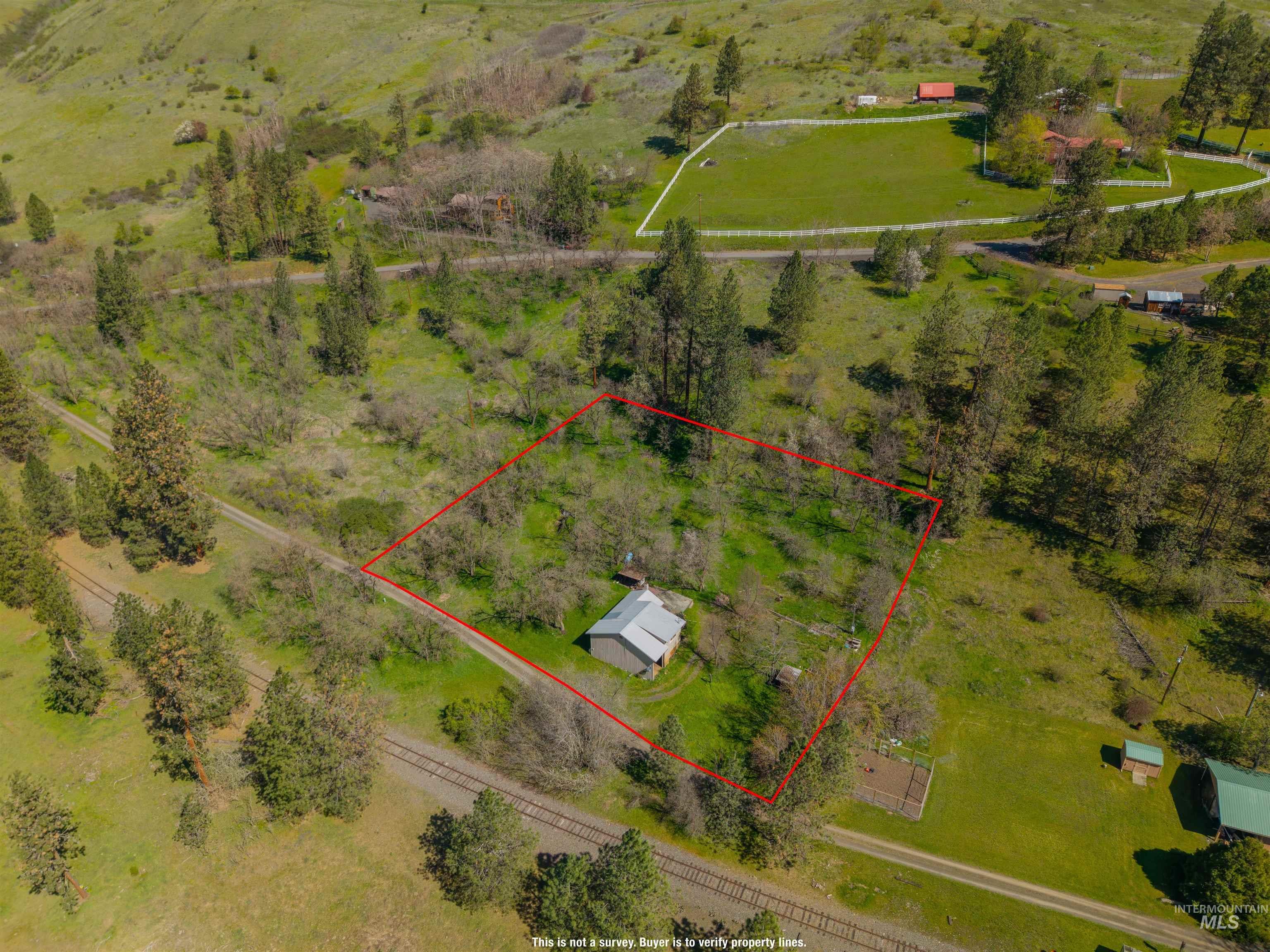 19437 Railroad Ave, Lenore, Idaho 83541, 1 Bedroom, 1 Bathroom, Residential For Sale, Price $299,000,MLS 98983391