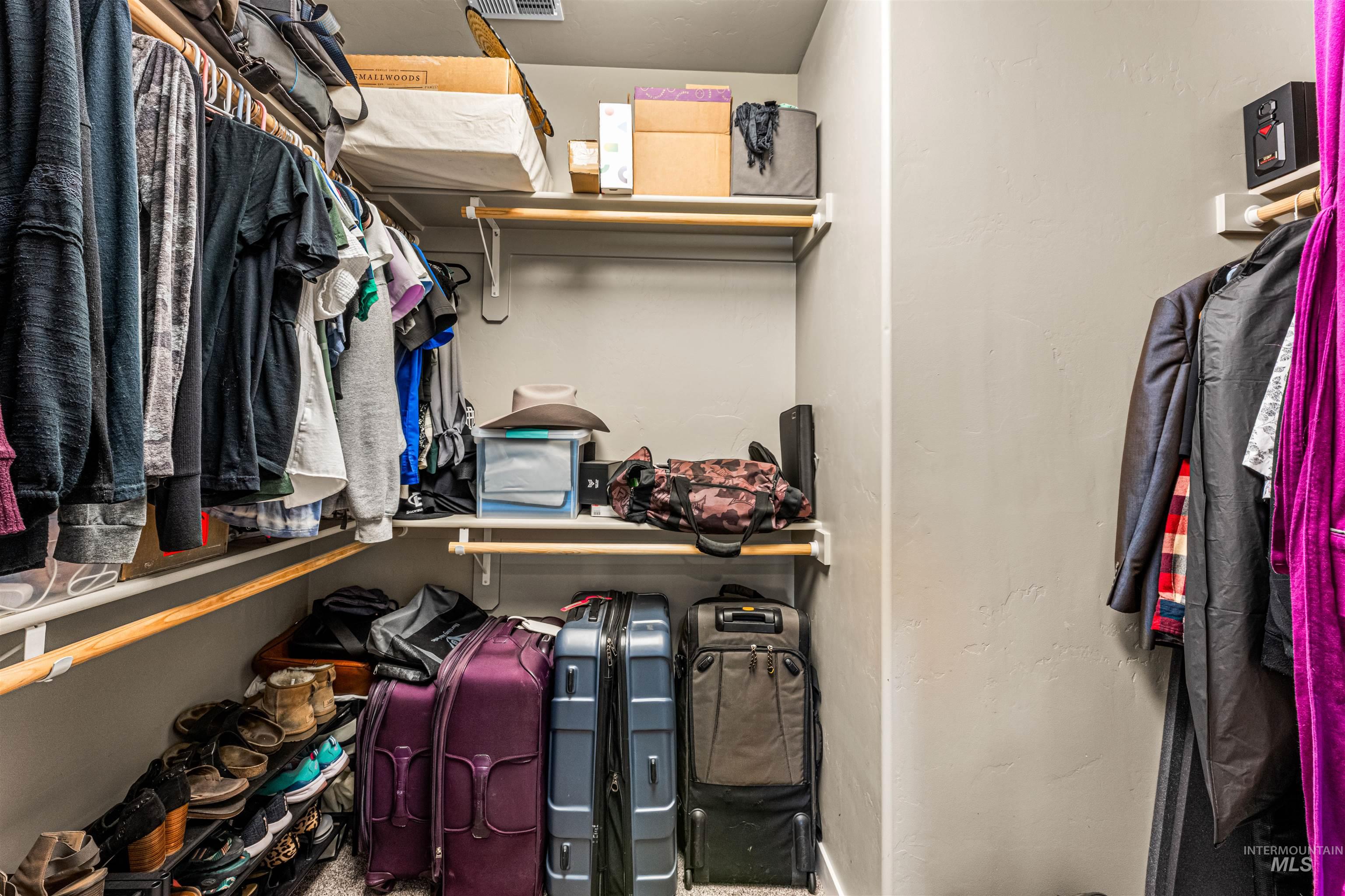 565 S Rocker Ave, Kuna, Idaho 83634, 3 Bedrooms, 2.5 Bathrooms, Residential For Sale, Price $507,990, 98983397