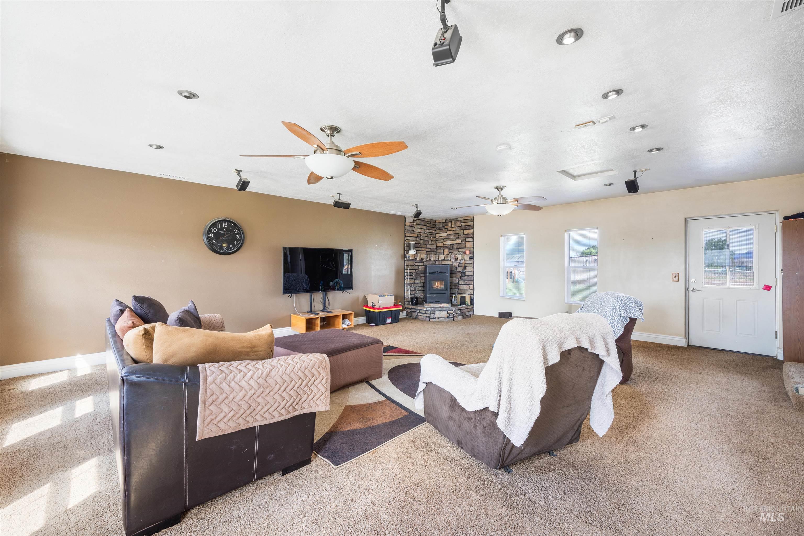 3044 NE Reservoir Rd, Mountain Home, Idaho 83647, 3 Bedrooms, 1 Bathroom, Residential For Sale, Price $477,900, 98983398